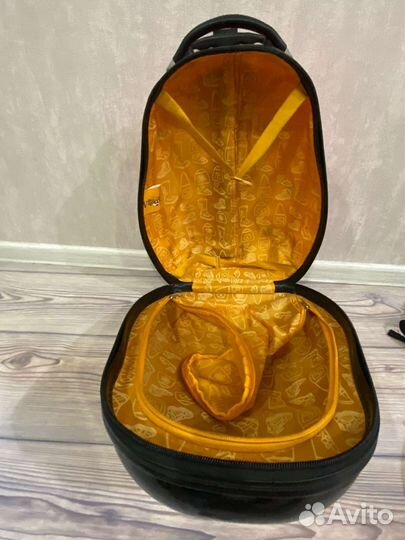 Детский чемодан на колесиках и рюкзак