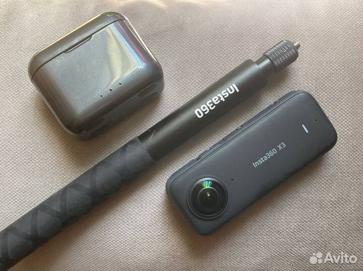 Экшн камера insta360 x3 + аксессуары