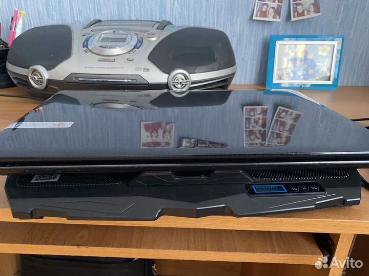 Ноутбук и вентилятор к нему