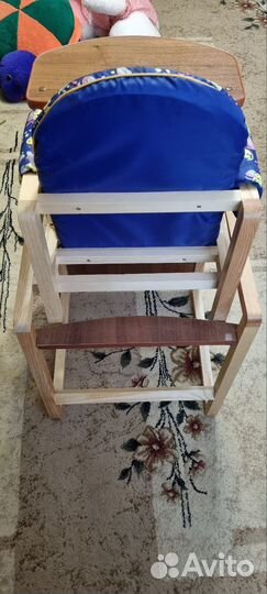 Детский стол и стул для кормления