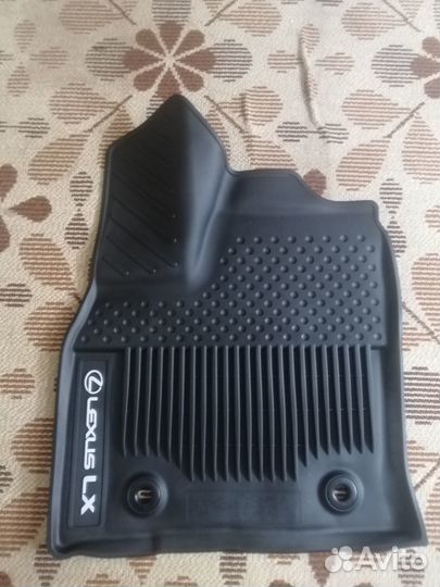 Комплект резиновых ковриков Lexus LX600 VIP