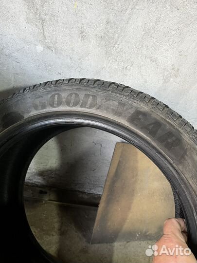 Goodyear UltraGrip 8 Performance 225/45 R17