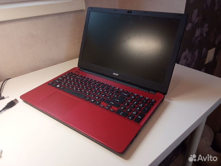 Ноутбук Acer Aspire E5-521G-841 15.6