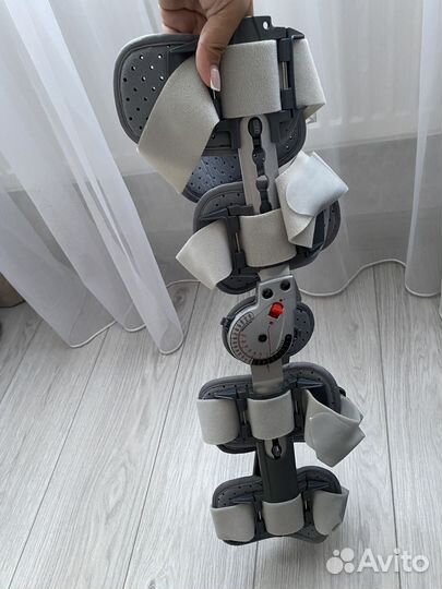 Ортез коленный