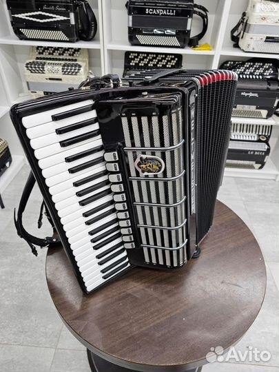 Аккордеон готово-выборный