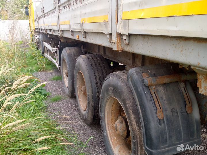 Volvo F12 с полуприцепом, 1989