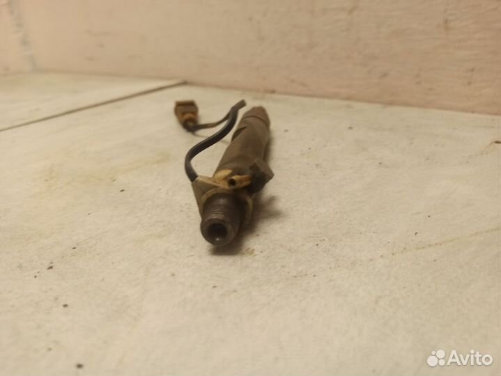 Топливная форсунка Ауди