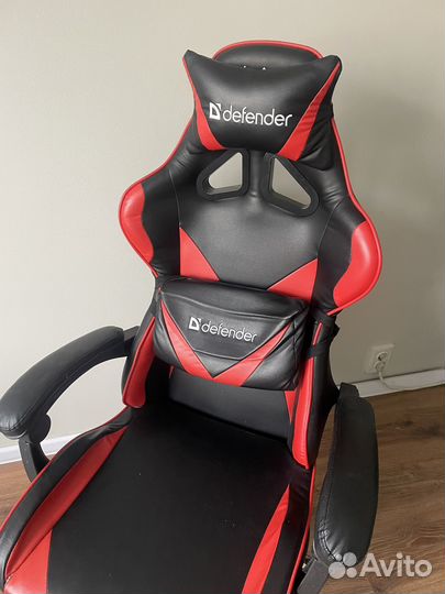 Компьютерное кресло defender
