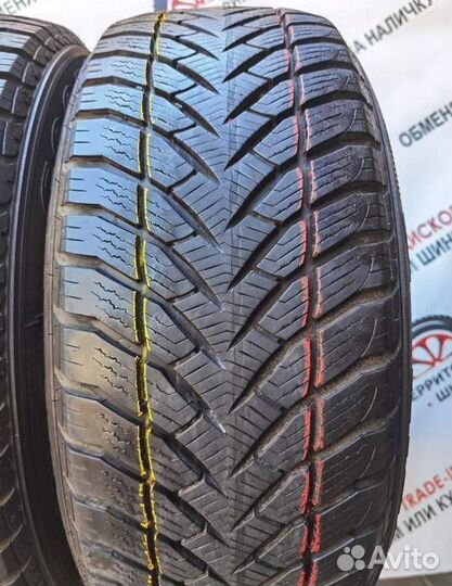 Goodyear UltraGrip 235/55 R17 103V