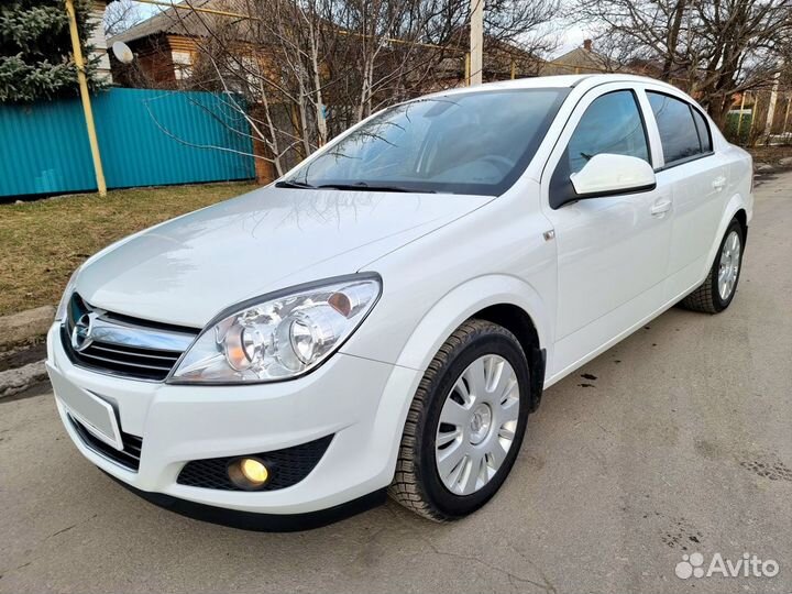 Opel Astra 1.8 AT, 2011, 149 021 км