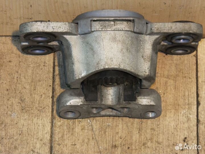 Гидроопора подушка двигателя Range Rover Evoque