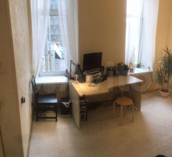 Комната 16 м² в 5-к., 3/8 эт.