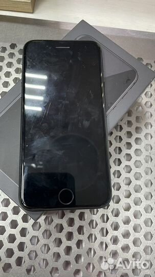 Телефон iPhone 8 64 gb