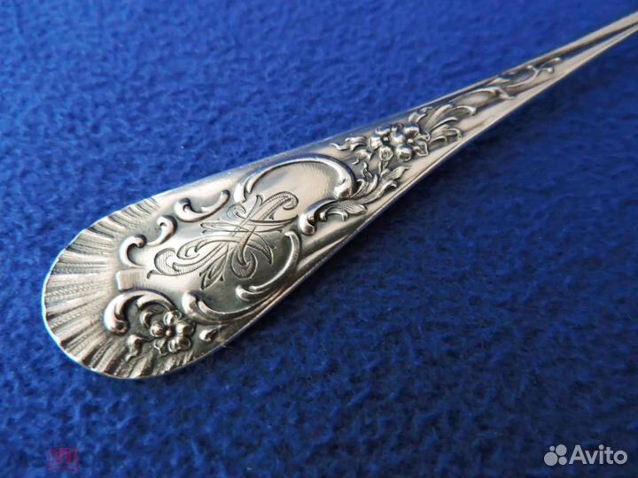 И. Хлебников