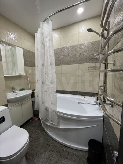 2-к. квартира, 65 м², 7/8 эт.