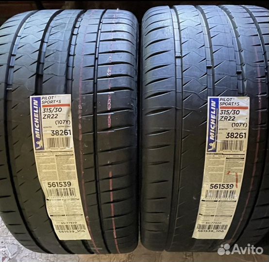 Michelin Pilot Sport 4 S 315/30 R22 107Y