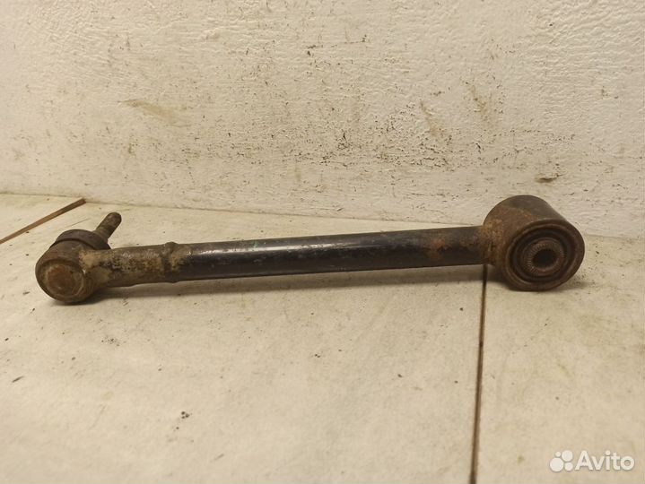 Тяга задняя поперечная верхняя