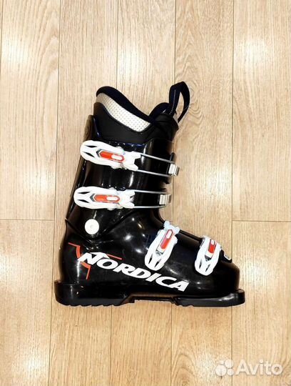 Горнолыжные ботинки детские Nordica
