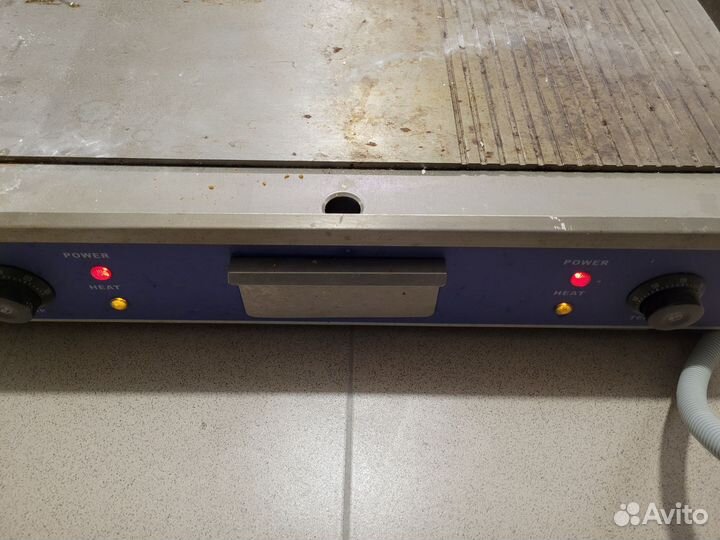 Гриль-жарочная поверхность