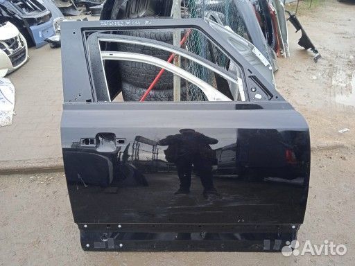 Дверь передняя правая Land Rover Defender