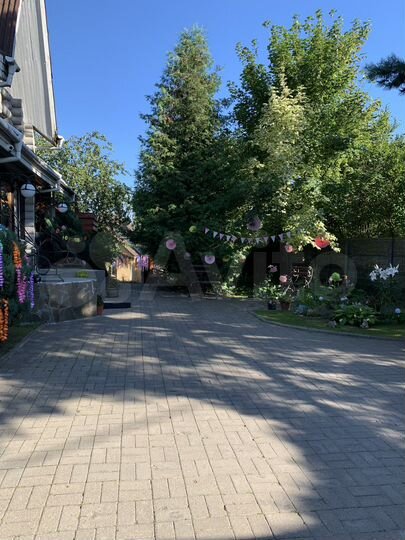 Коттедж 180 м² на участке 12 сот.