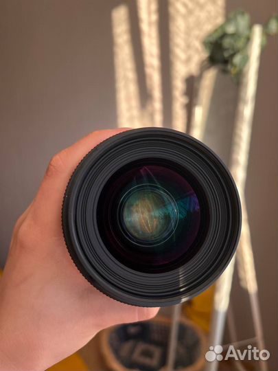 Продам объектив Sigma AF 35mm f/1.4 DG ART Canon