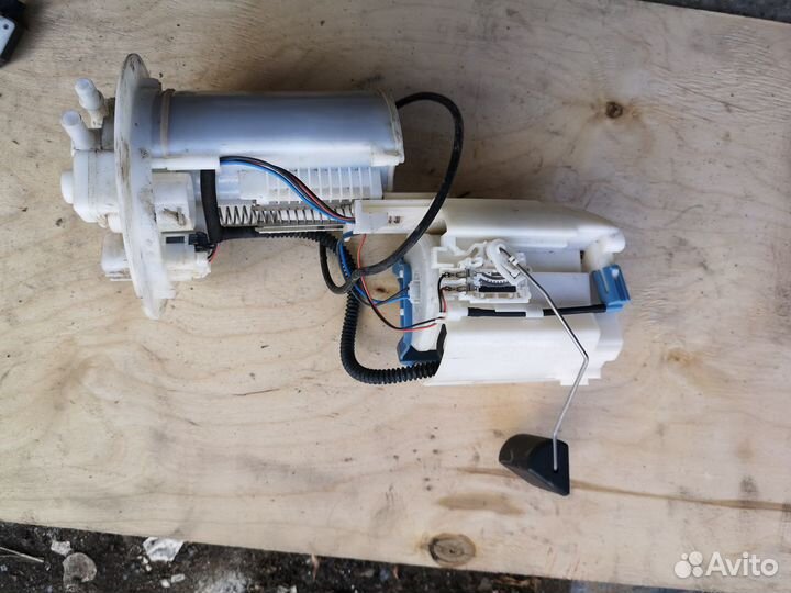 Бензонасос топлива для Toyota Corolla E150 E15