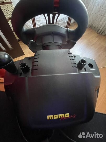 Руль logitech momo racing