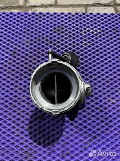 Дроссельная заслонка