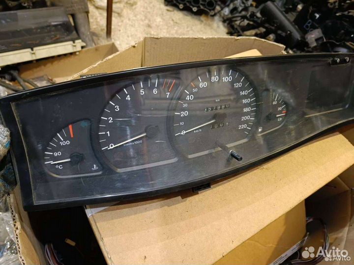 Панель приборов (щиток) Opel Omega