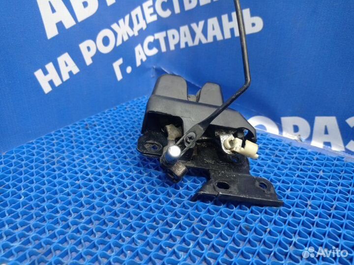 Замок багажника Hyundai Sonata 4 седан 2007