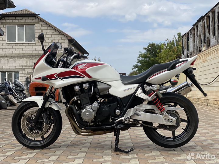 Honda CB1300SF.Без пробега по РФ