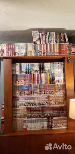 Манга разная: на японском и английском языках