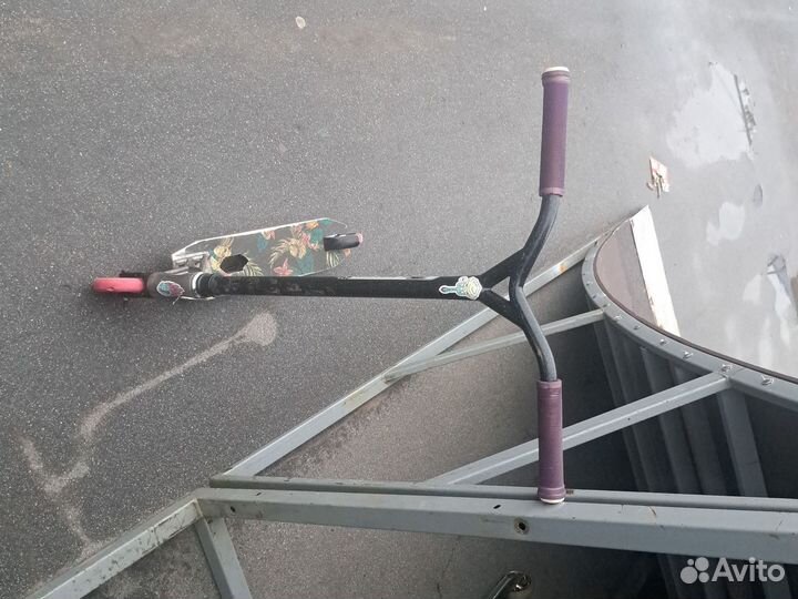 Трюковой самокат