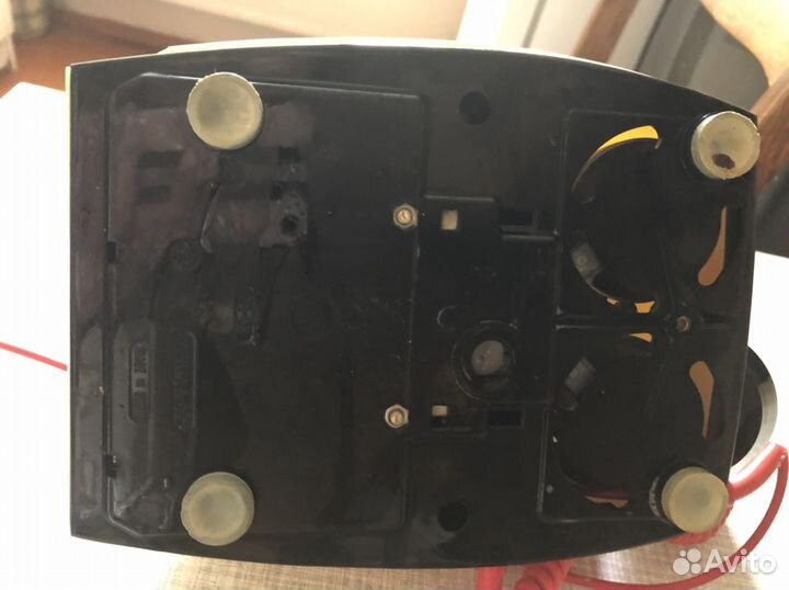 Старый телефон «винтаж» советских времён