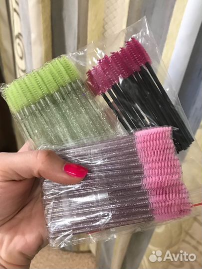 Щеточки для ресниц