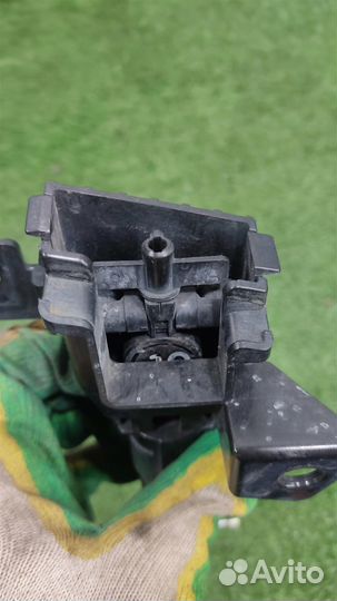 Форсунка омывателя фары левой Citroen C-Crosser 2