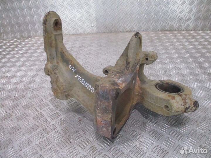 Кронштейн крепления переднего стабилизатора Merced