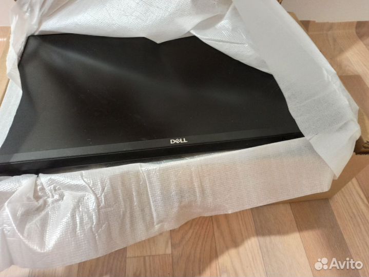 Безрамочный Монитор 21,5