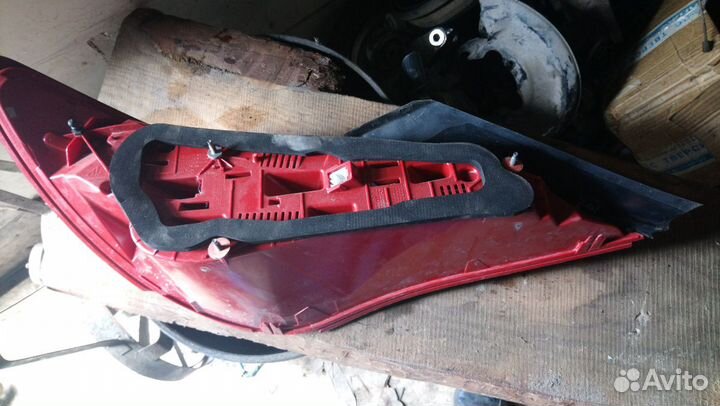 Фонарь задний правый CLA