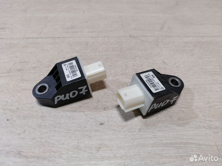 Датчик удара боковой Kia Rio 3 Киа Рио 3