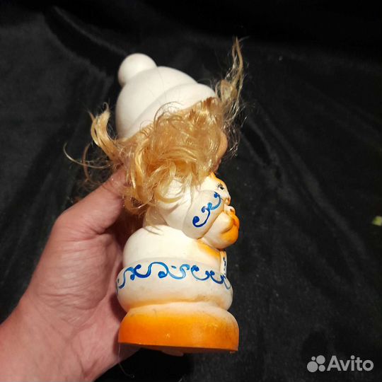 Редкая резиновая игрушка СССР Снегурочка с белкой
