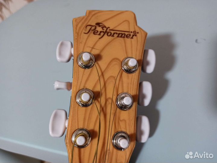 Детская гитара Performer (дефект)
