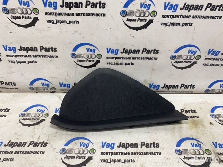 Накладка в салоне передняя левая Volkswagen Tiguan