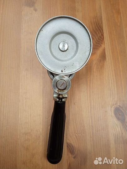 СССР машинка для консервирования