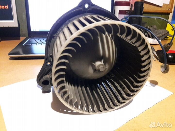 Моторчик печки Мазда 626 GC