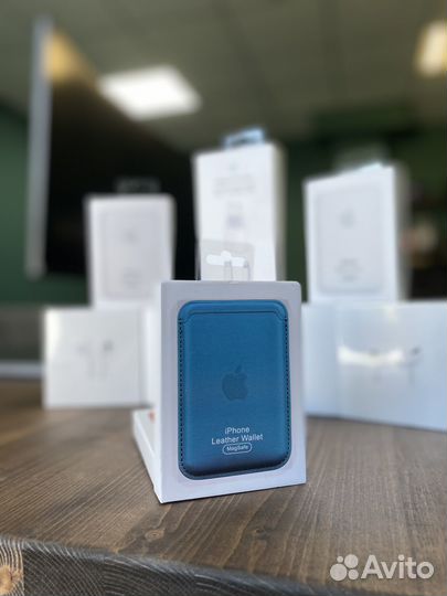 Apple weather wallet