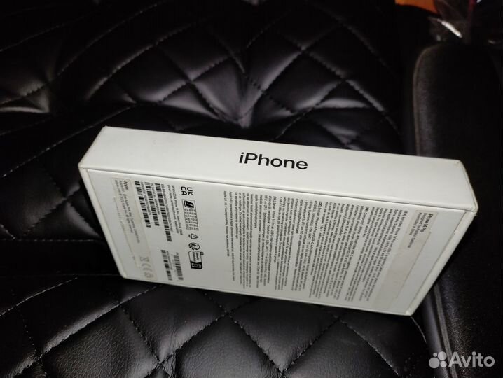 Коробка от iPhone 14 pro