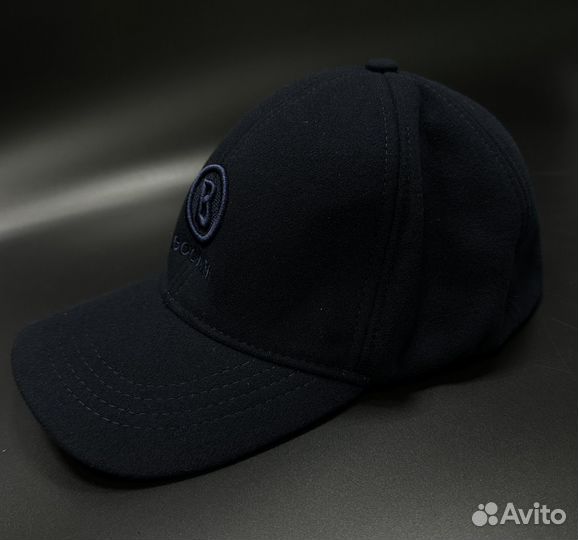 Кепка утепленная разные