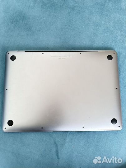 13-inch macbook air with apple m1 chip